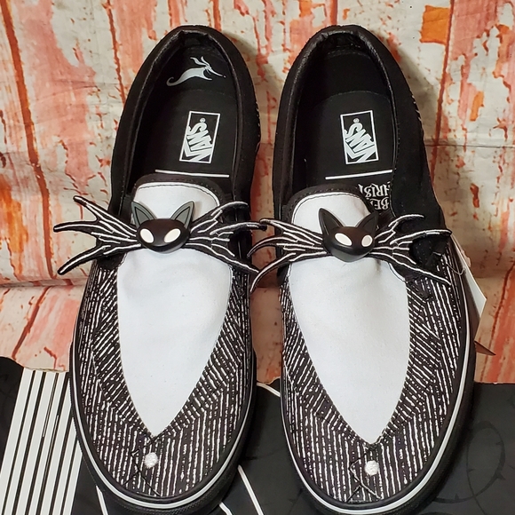 vans slip ons size 11